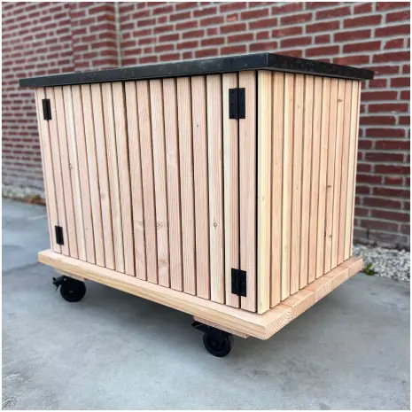 moderne Douglas latjes tuinkast met granieten blad