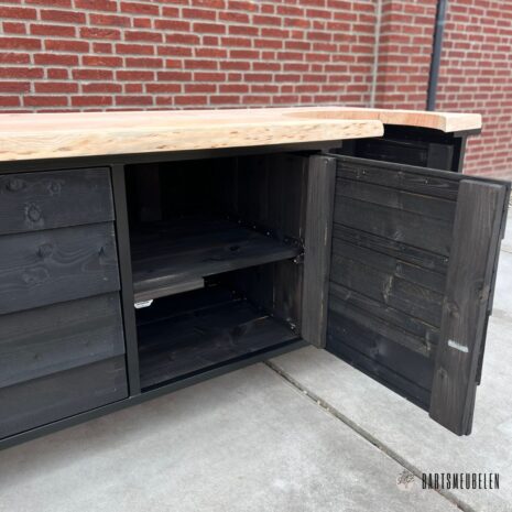 opbergruimte Buitenkeuken Douglas Zweeds rabat zwart