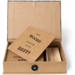 13073 – JENS Living 41 Questions Spel