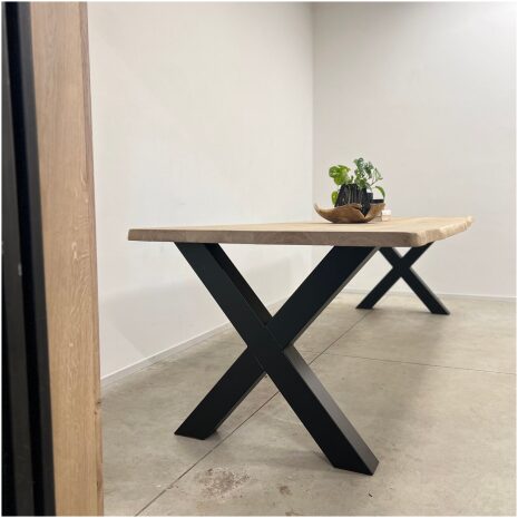 Boomstam eettafel met X poot 300x100 cm voorraadmodel