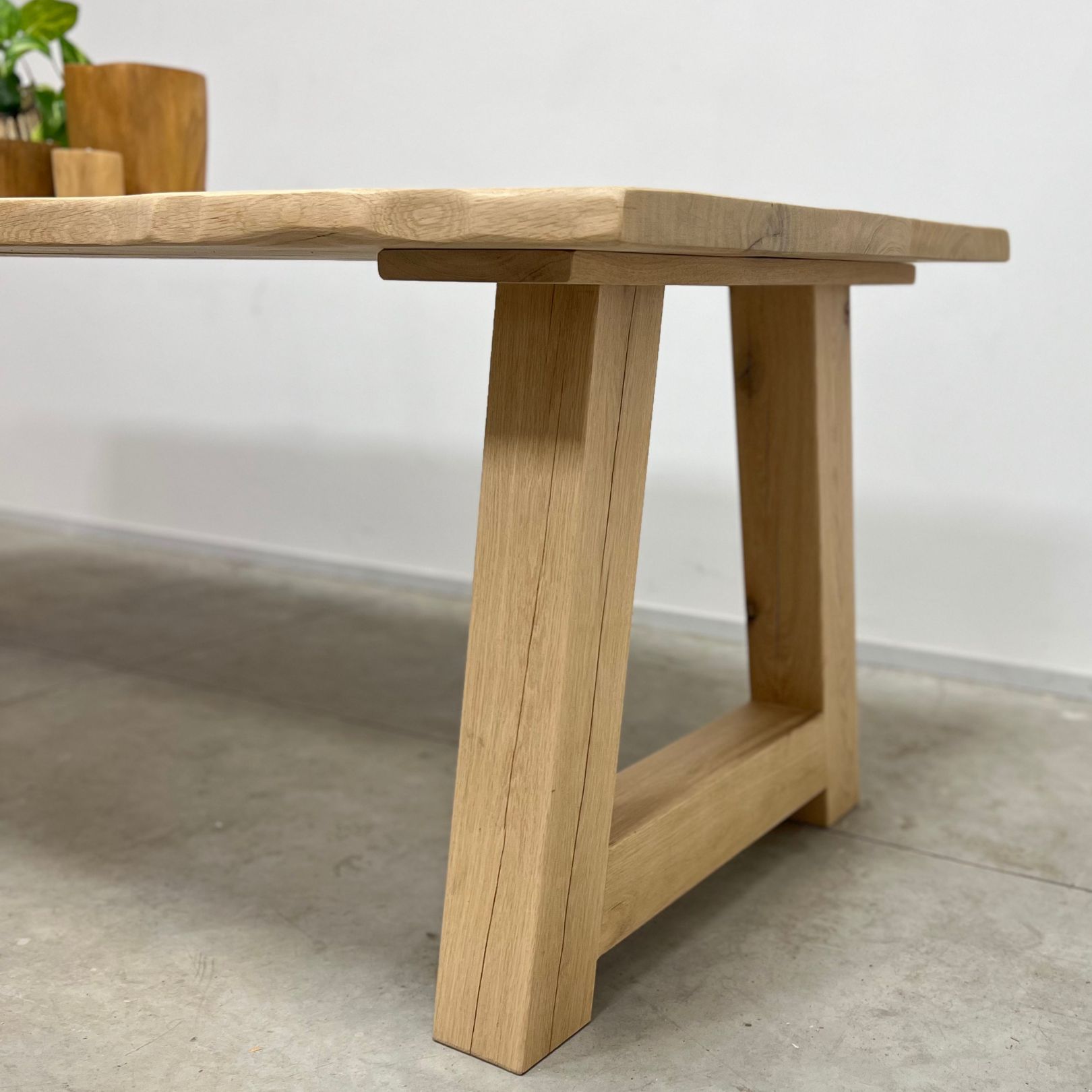 eikenhouten A poot onderstel van eikenhout voor eettafel eikenhouten A poot onderstel van eikenhout voor eettafel