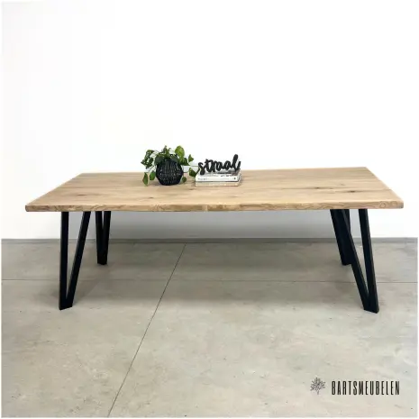 Boomstam eettafel met design poot 4x4