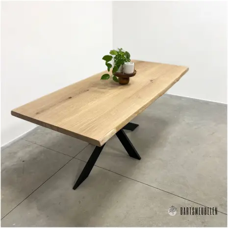 Boomstam eettafel met matrix poot Diaz