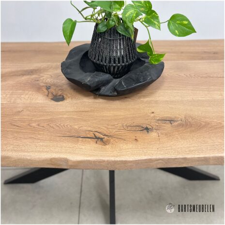 Boomstamtafel met Matrix poot Grace blad details