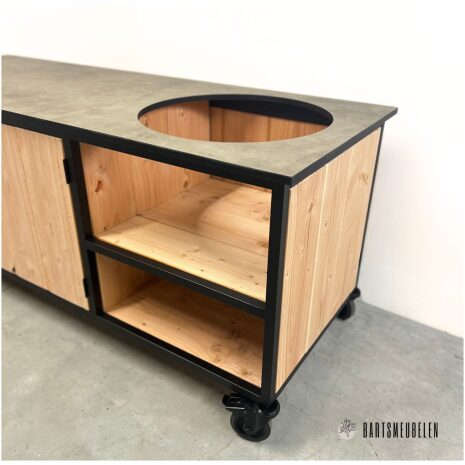 Buitenkeuken met opbergkast en HPL blad Taupe ruimte kamado