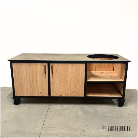 Buitenkeuken met opbergkast en HPL blad Taupe voorkant