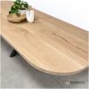 Deens ovale tafel eiken met rond en rechte randen Jara Deens ovale tafel eiken met rond en rechte randen Jara