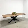 Eiken eettafel vintage met zwarte matrix poot Eiken eettafel vintage met zwarte matrix poot