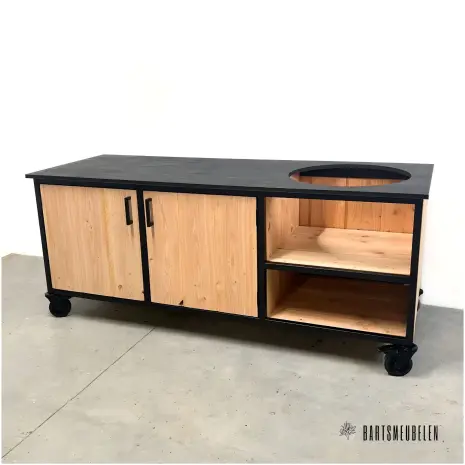 moderne buitenkeuken met opbergkast en HPL blad ZWART