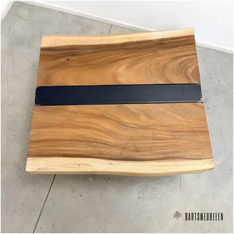 Blad details Suar salontafel met stalen poten (J)