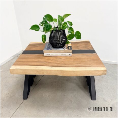 Suar salontafel met Y poot staal (J)