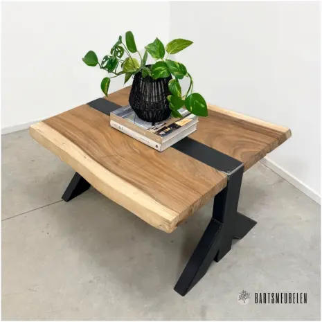 Suar salontafel met stalen poten (J)