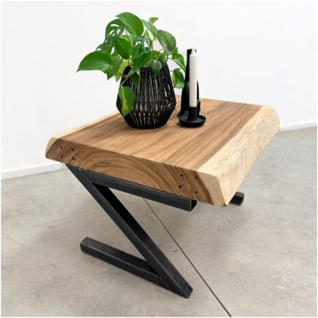 Suar salontafeltje met metalen onderstel (N)