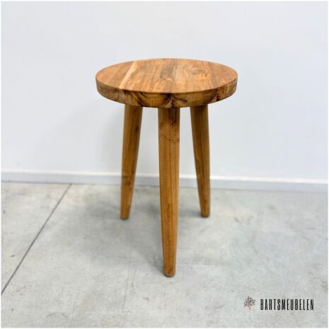 krukje van Teak met houten poten (F)