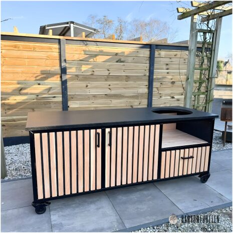 Douglas Kamado tafel met latjes en zwart graniet blad Mika