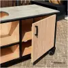 Douglas buitenkeuken met stalen frame en opbergruimteen blad HPL beige Douglas buitenkeuken met stalen frame en opbergruimteen blad HPL beige