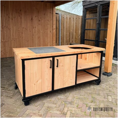 Grote buitenkeuken met kamado en keramisch werkblad BIEB-007