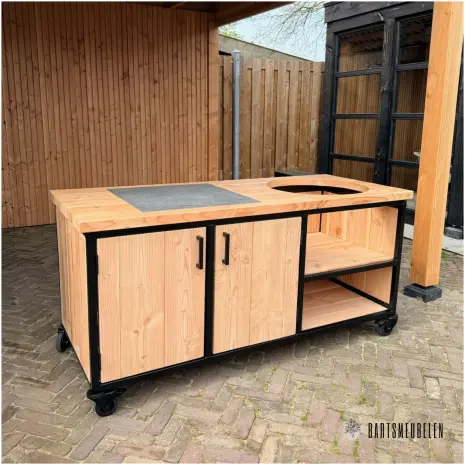 Grote buitenkeuken met kamado en keramisch werkblad BIEB-007