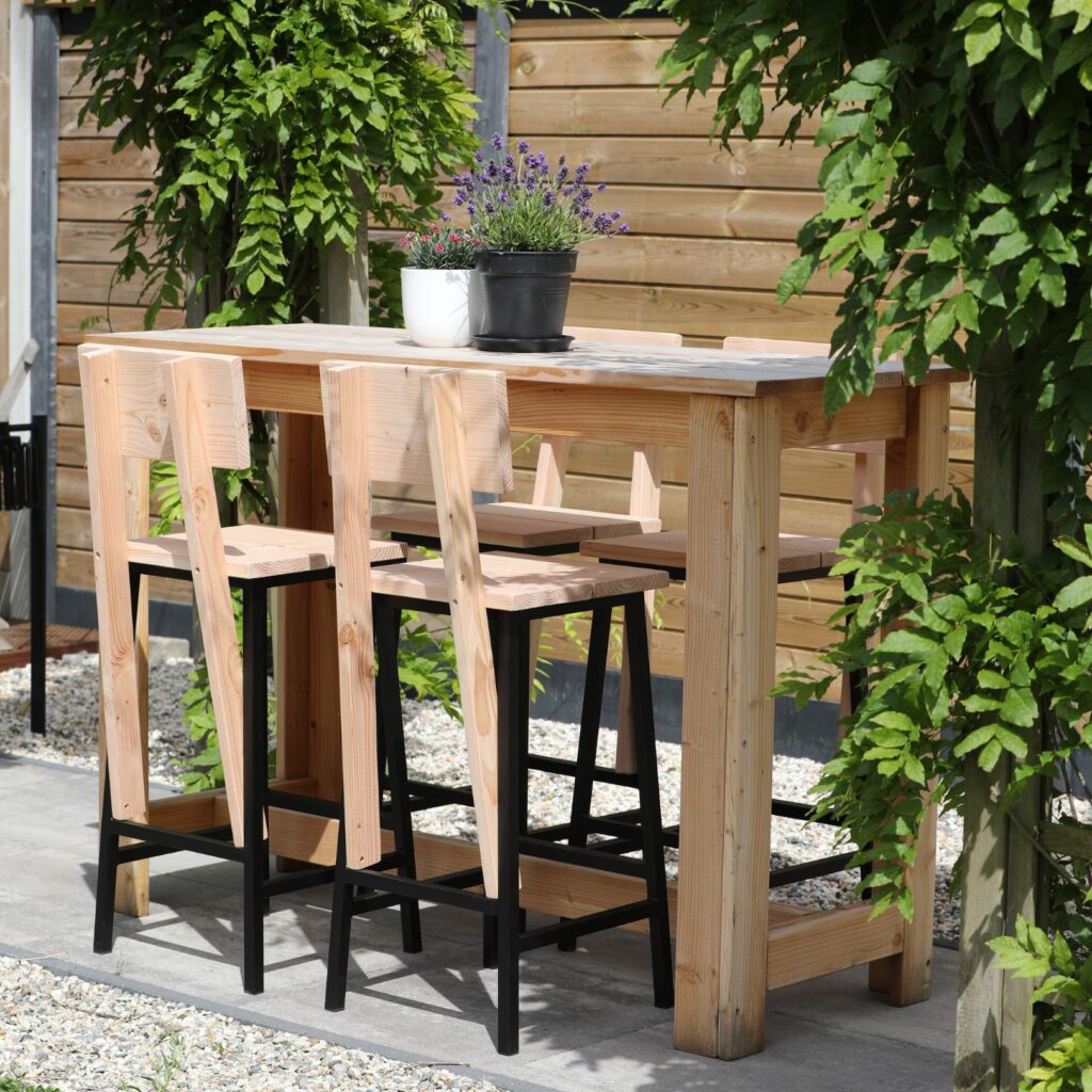 Maatwerk Bartafel met stoelen douglas en staal Maatwerk Bartafel met stoelen douglas en staal