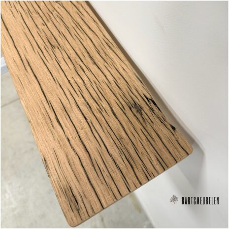 Mooie details oud eiken wandplank 60 cm WP-006