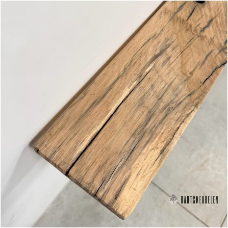 Oud eiken wandplank 56 cm WP-010